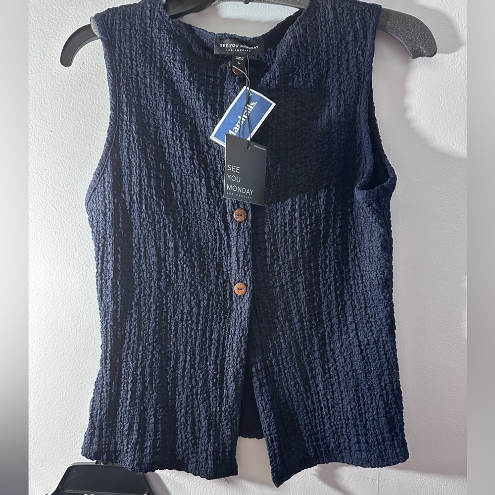 See You Monday Textured Navy Button-Up Blouse navy blue size large